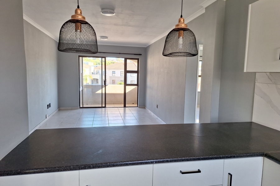 To Let 2 Bedroom Property for Rent in Vredekloof East Western Cape